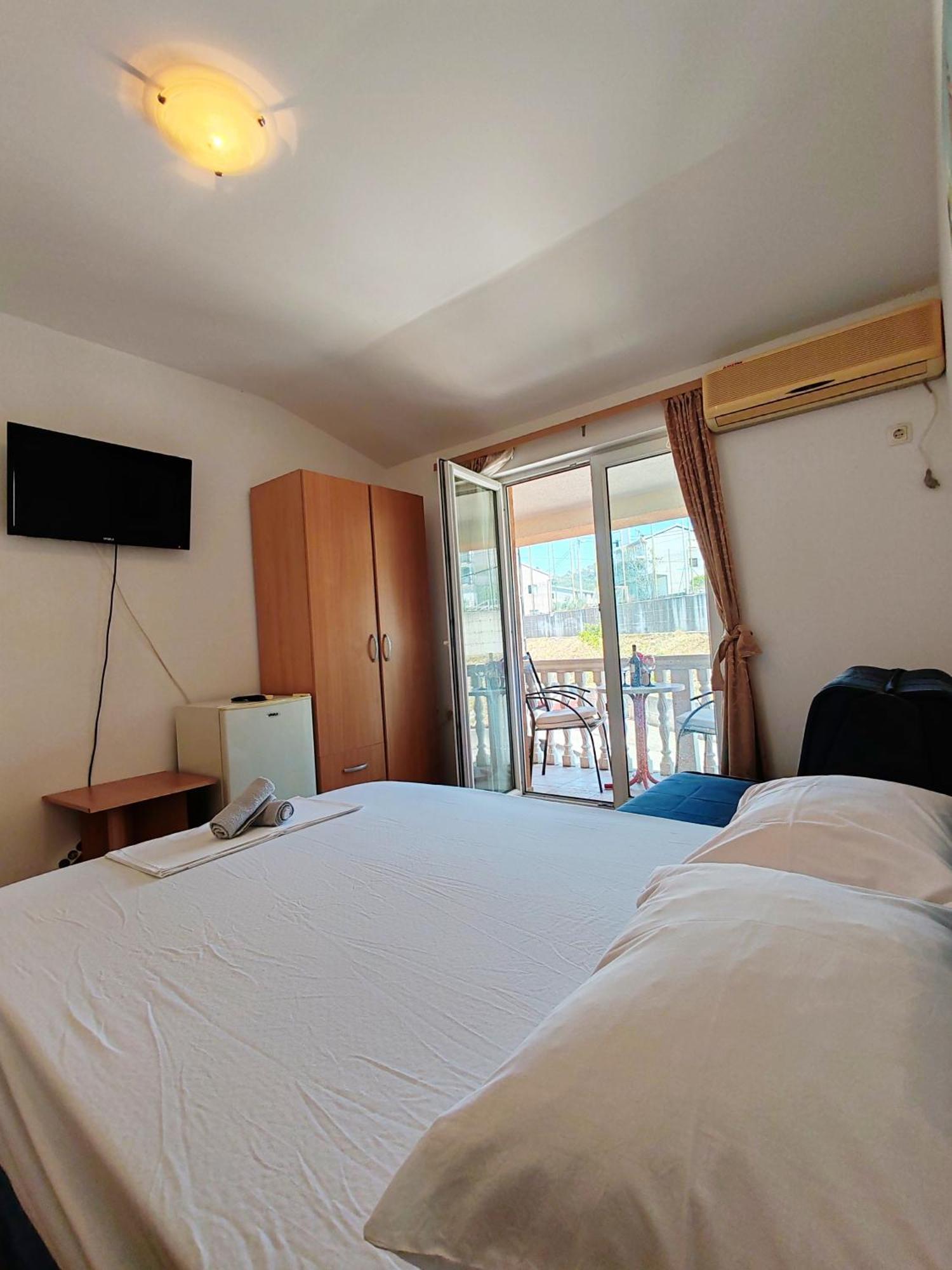 Apartment & Rooms Tempera Neum Habitación foto